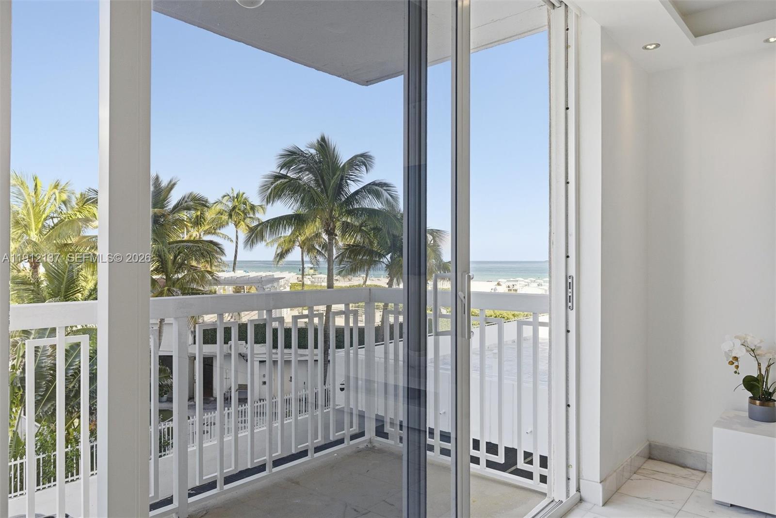 401 Ocean Dr # 319