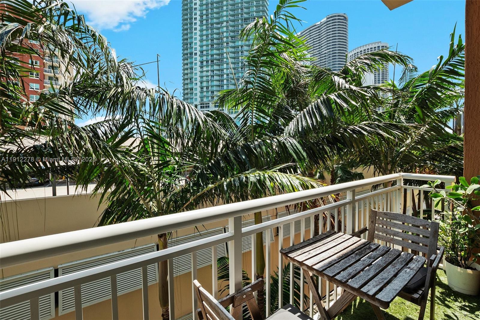 2001 Biscayne Blvd # 3405