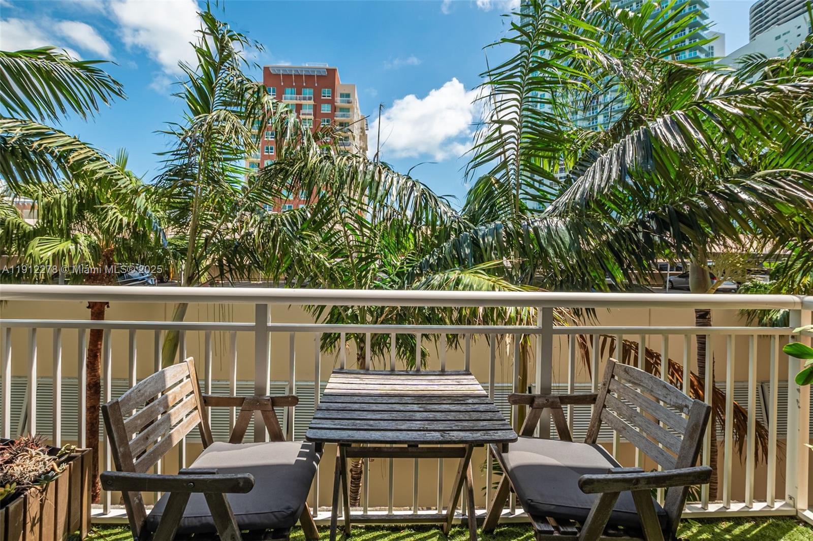 2001 Biscayne Blvd # 3405