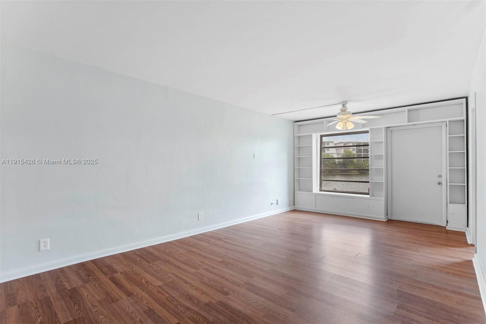 19305 NE 2nd Ave # 2308