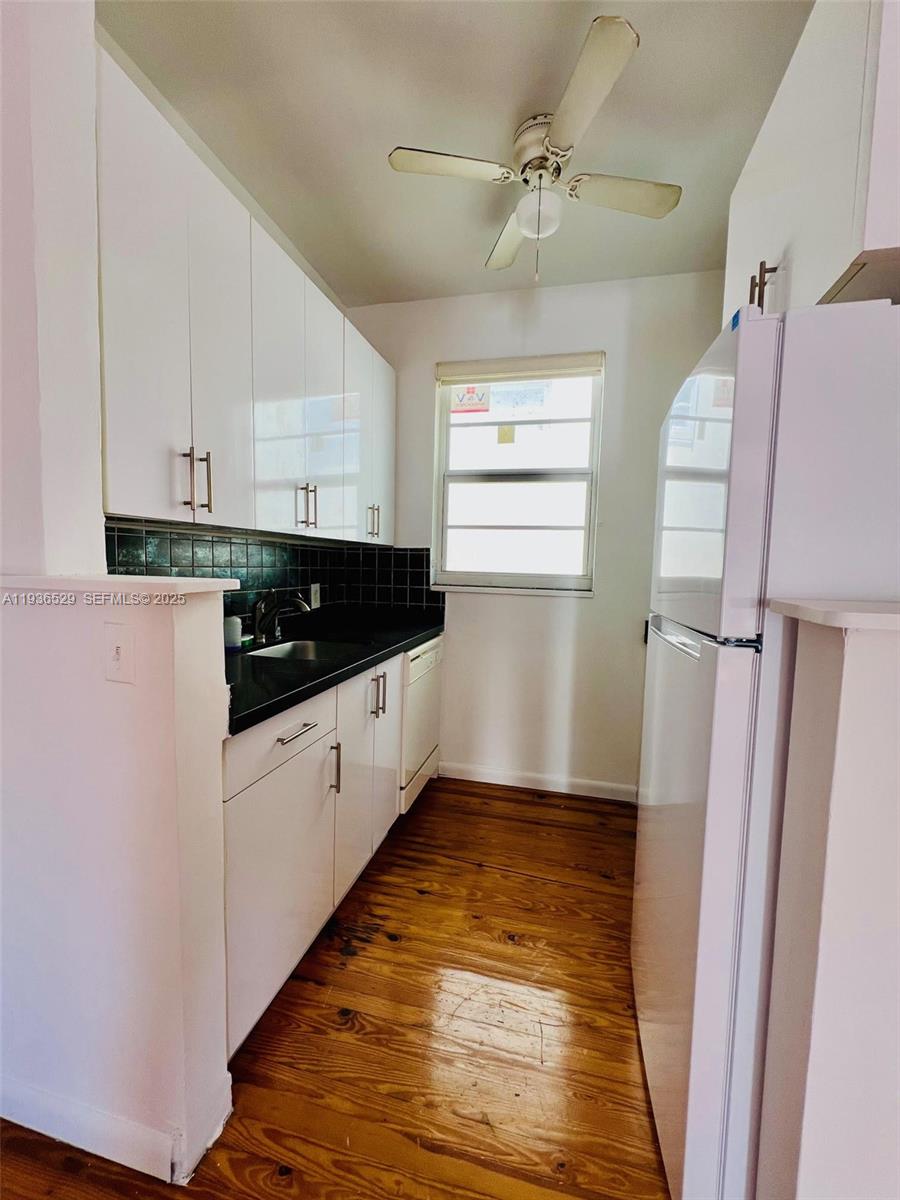 1606 Jefferson Ave # 8