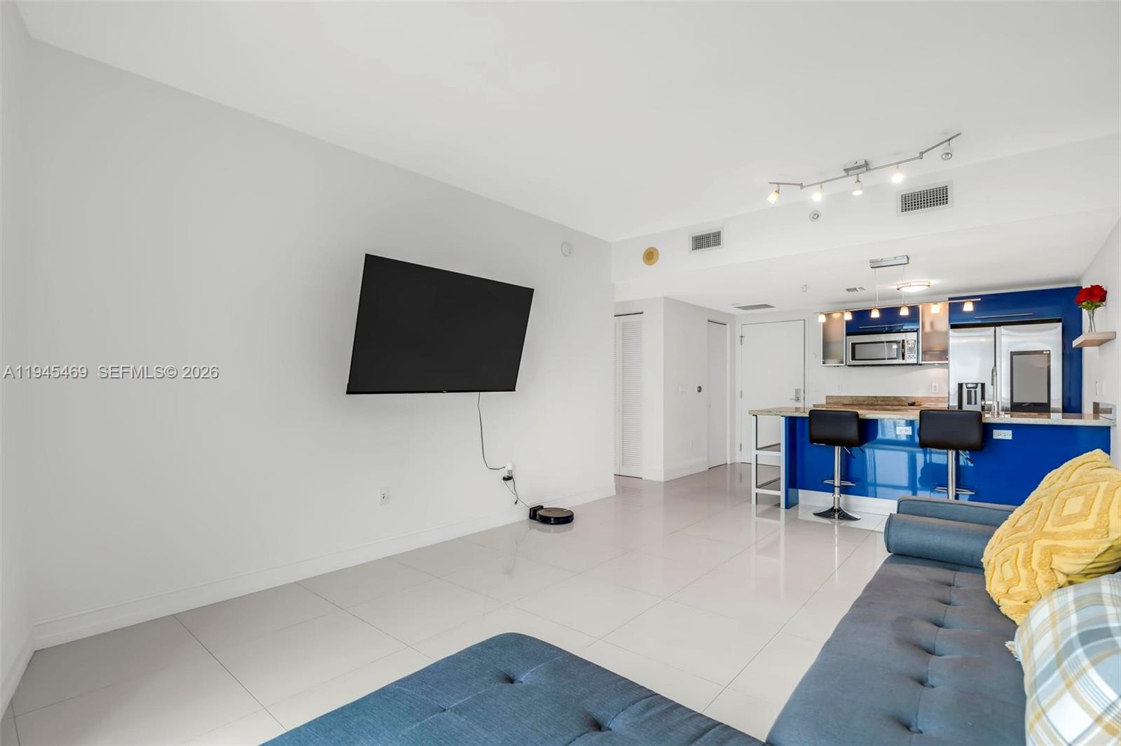 185 SW 7th St # 3508