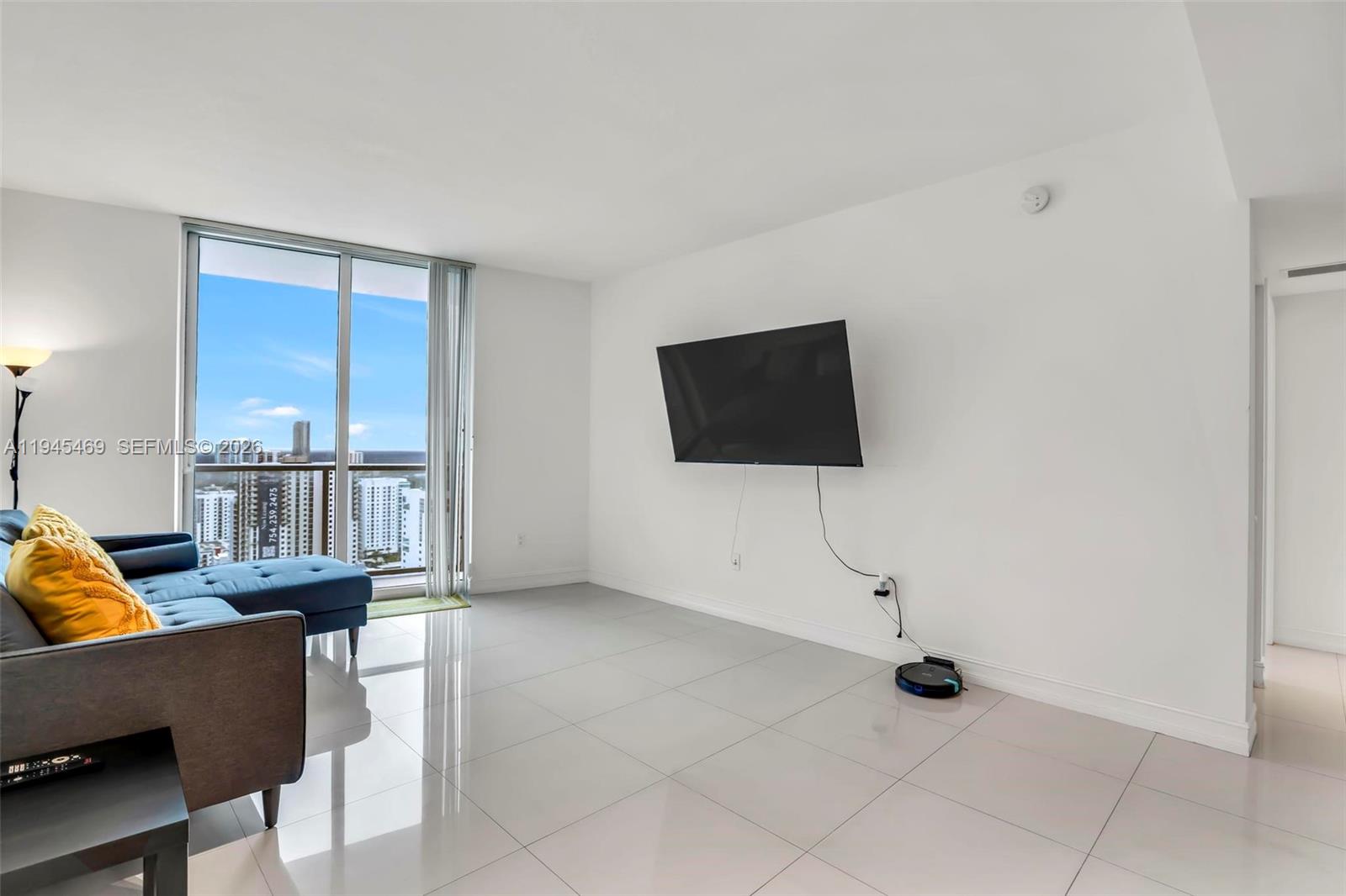 185 SW 7th St # 3508