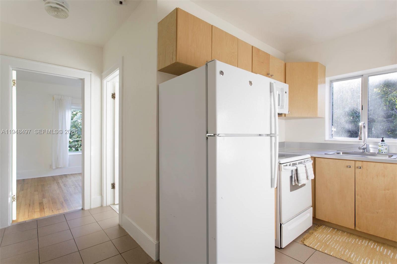 1360 SW 14th St