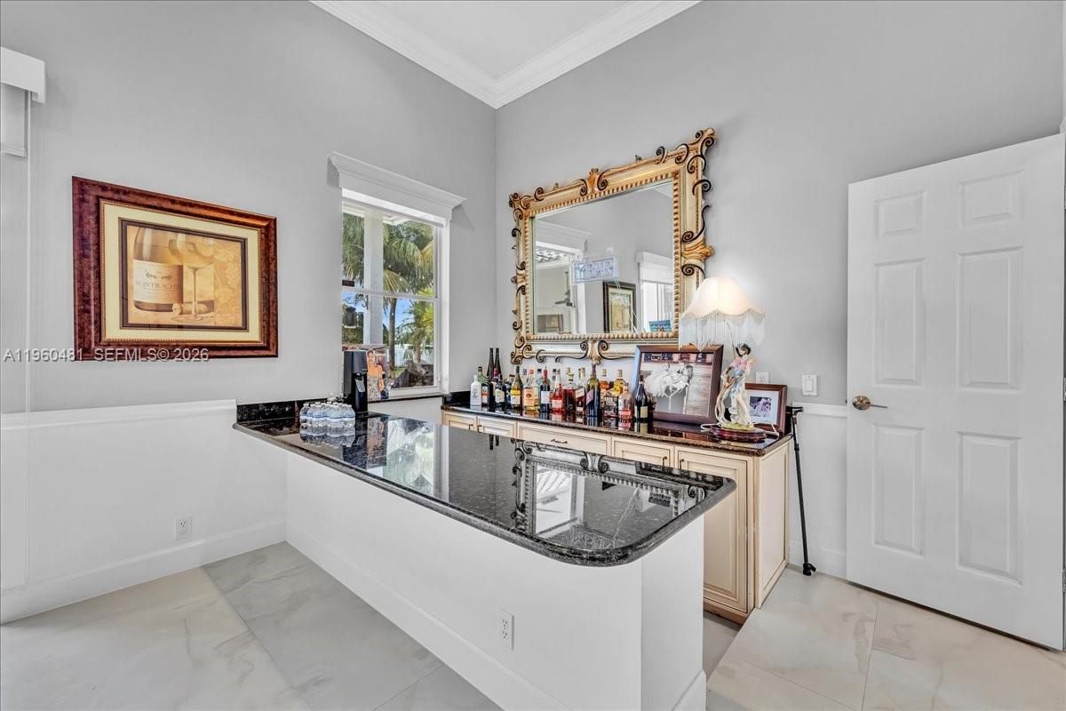 13801 Alexandria Ct