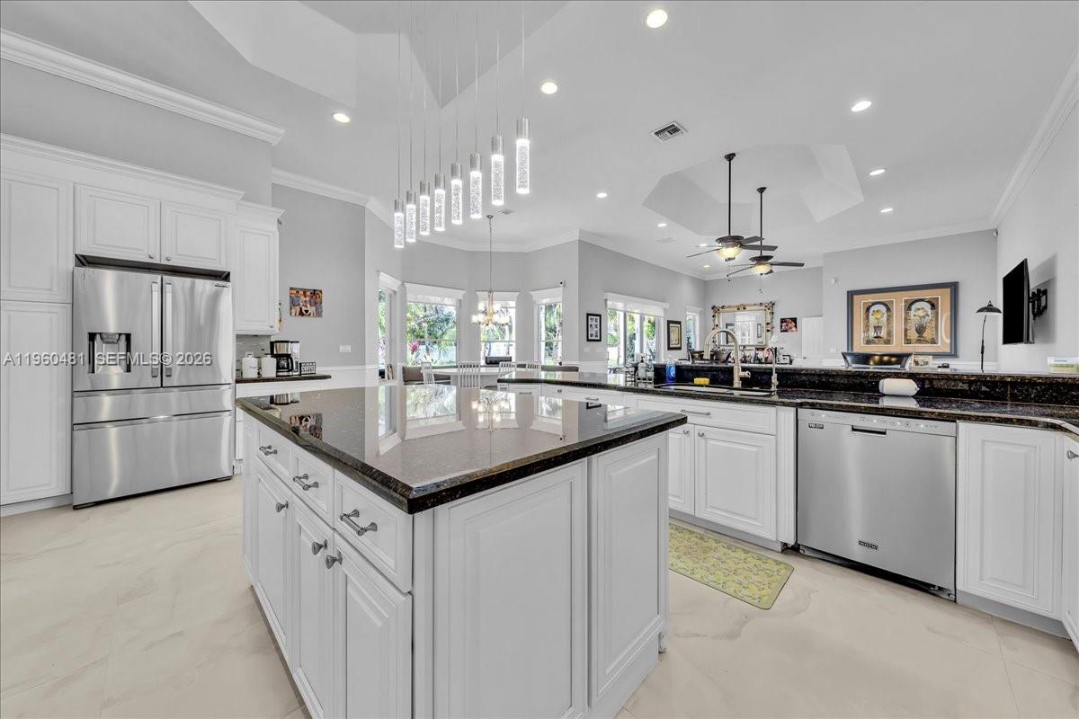 13801 Alexandria Ct