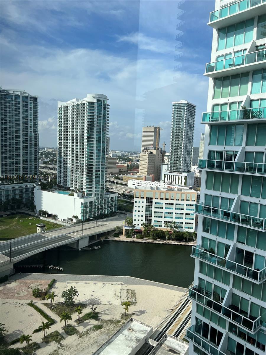 31 SE 6th St # 1604