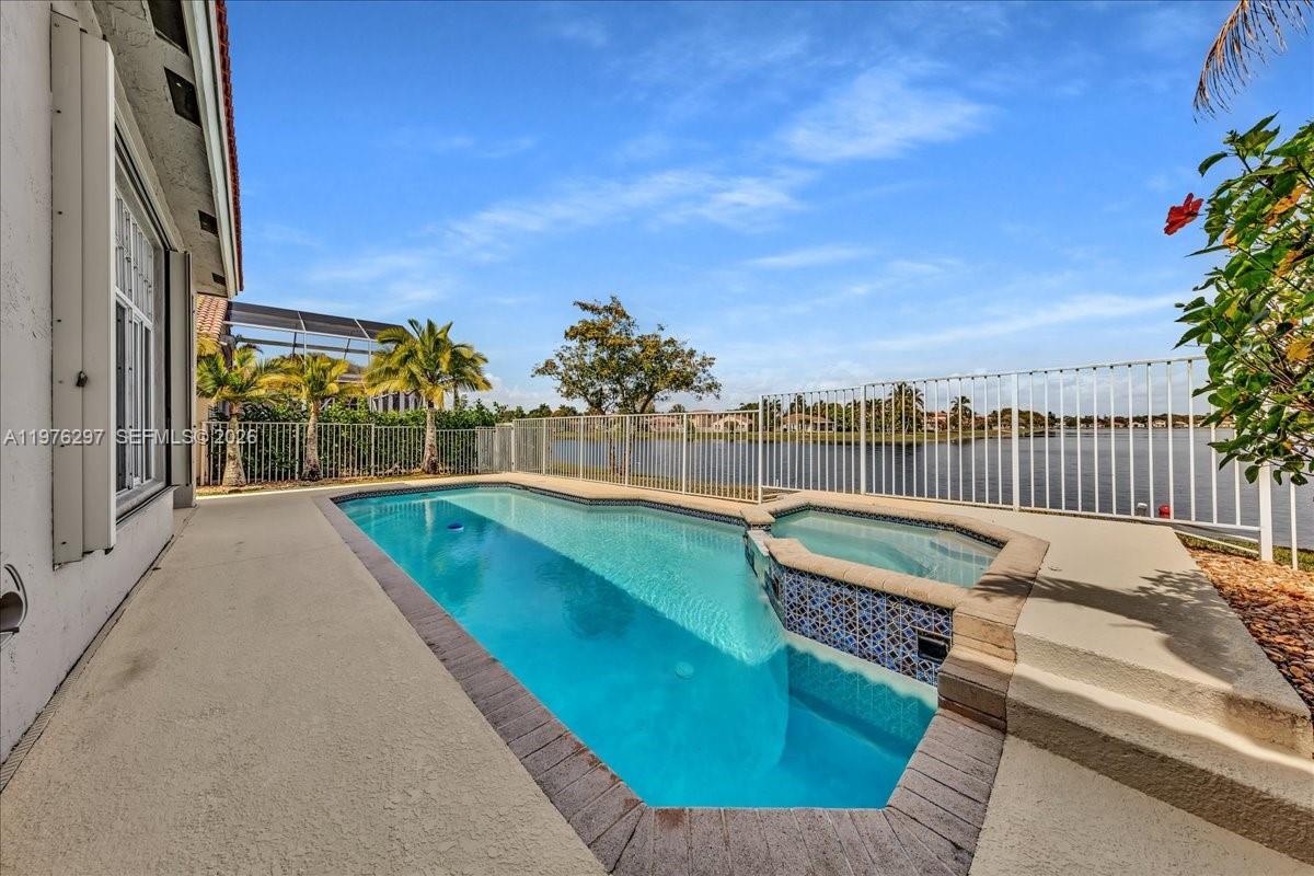 3494 Coco Lake Dr