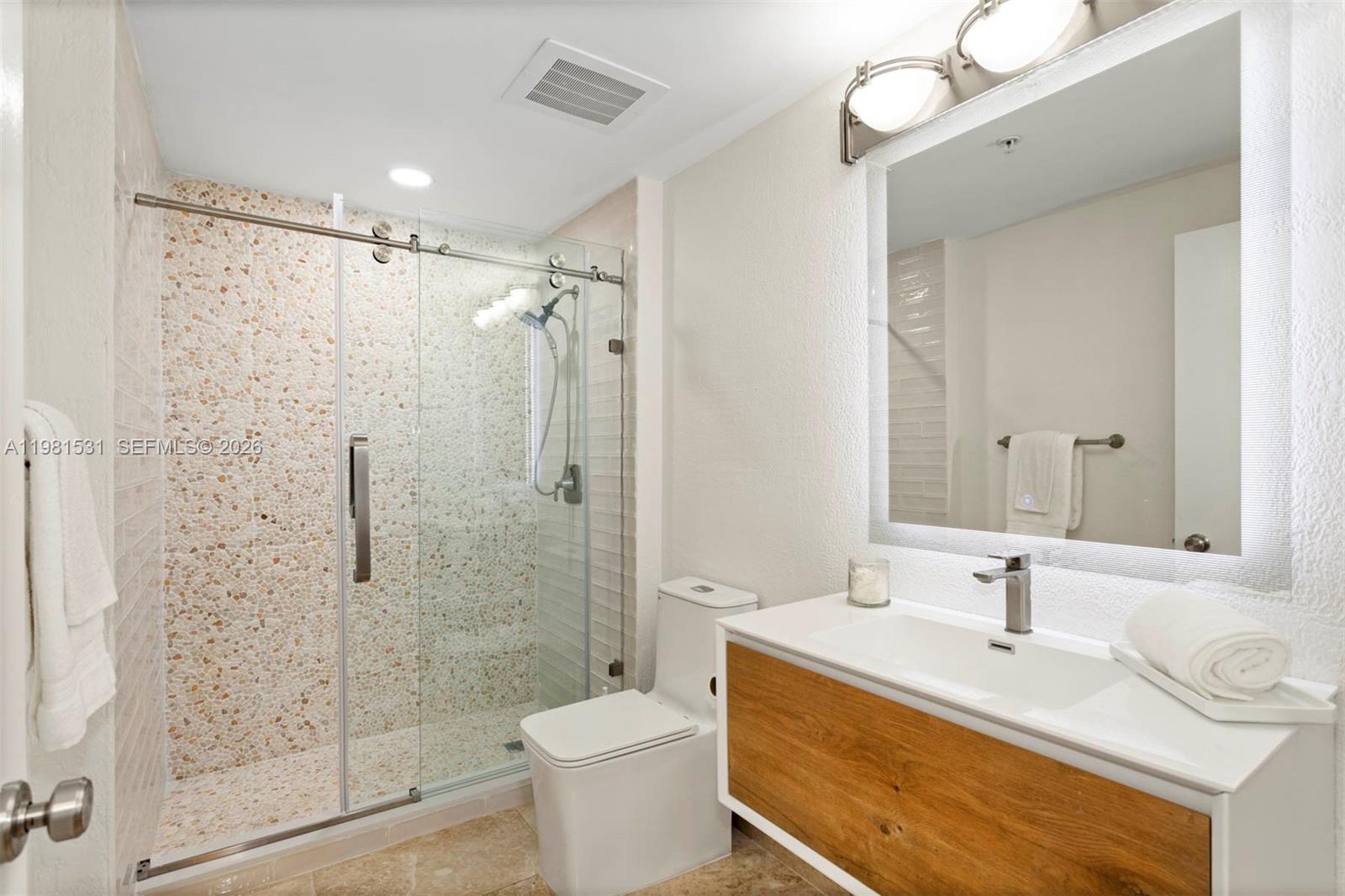 3232 SW 22nd Ter # 2002 Unit: PH 2002
