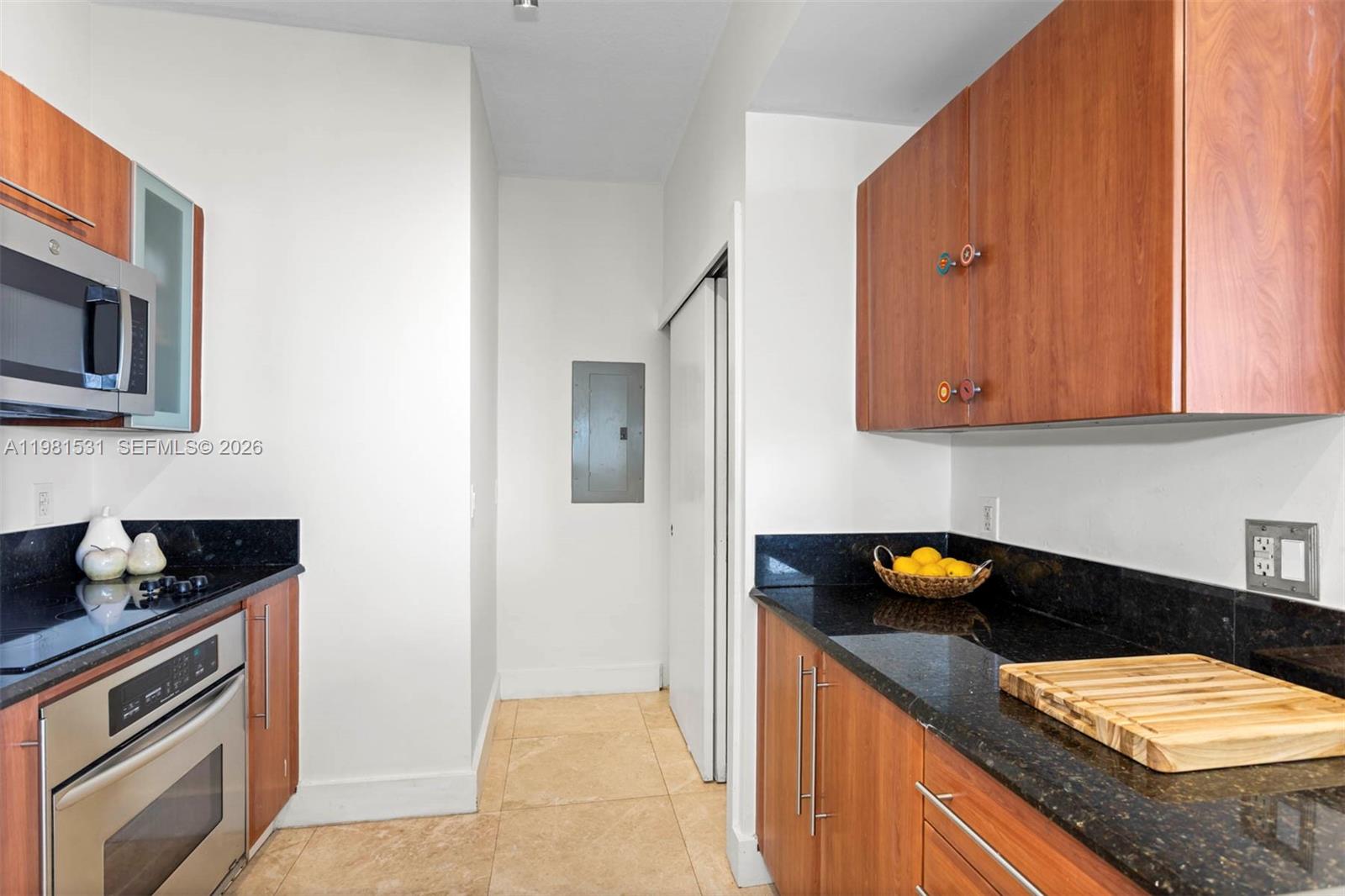 3232 SW 22nd Ter # 2002 Unit: PH 2002