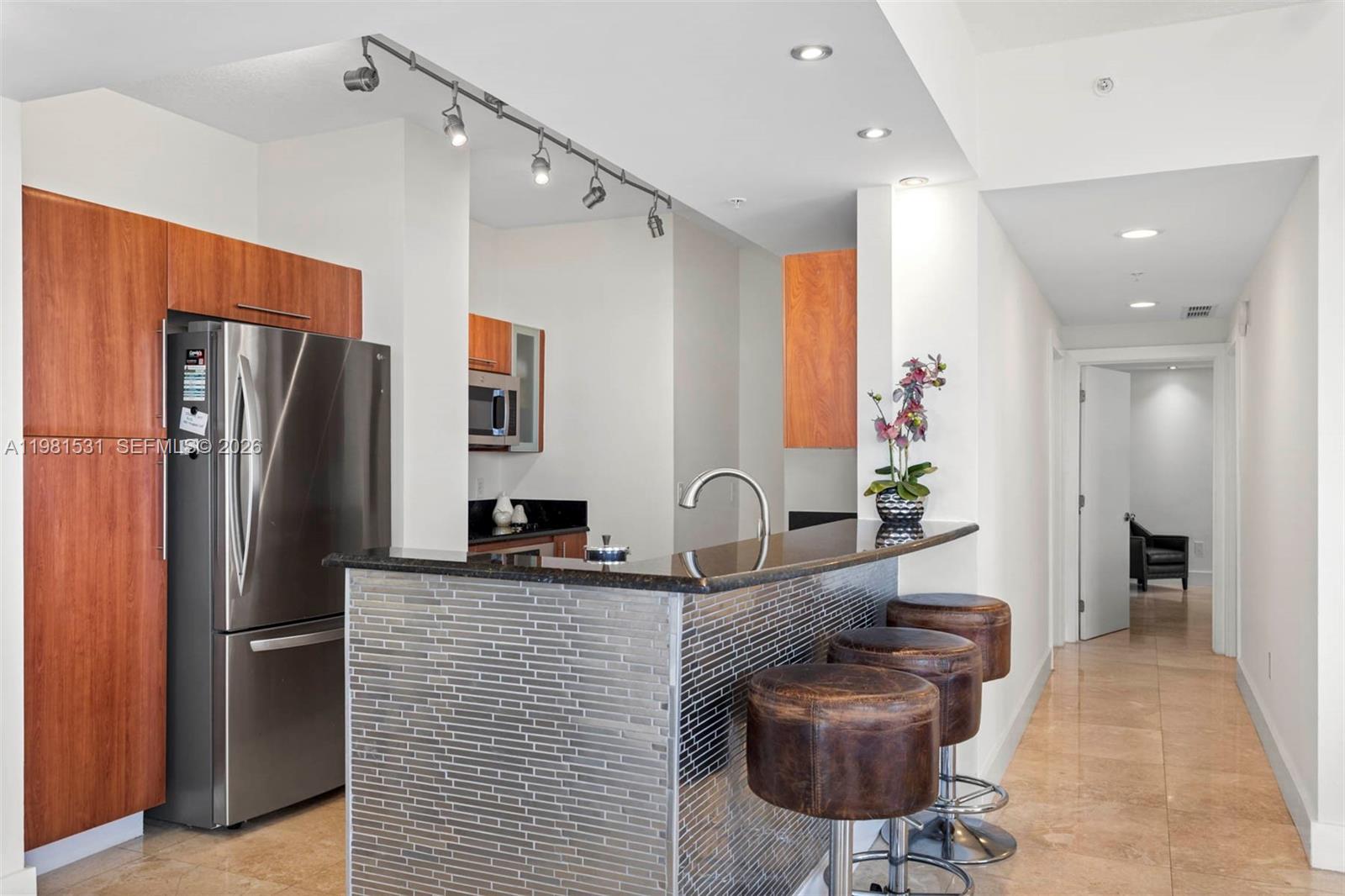 3232 SW 22nd Ter # 2002 Unit: PH 2002