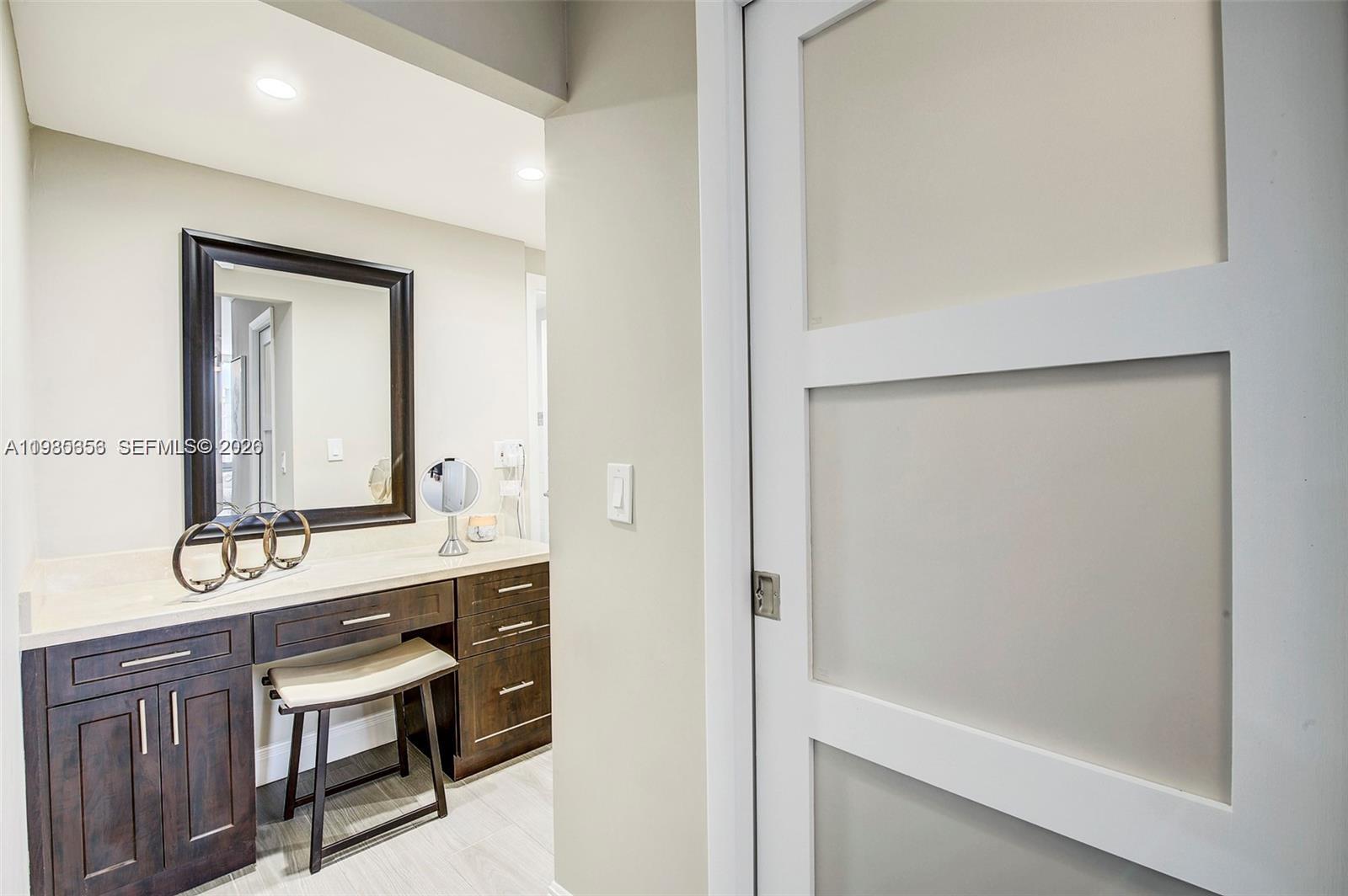 1600 S Ocean Dr # 6H