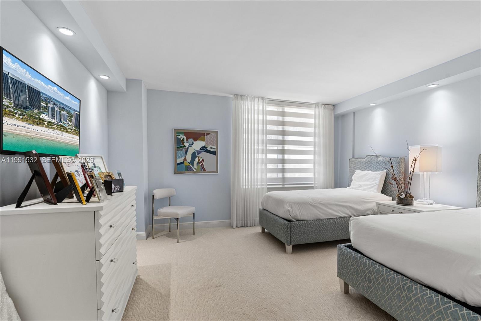 9801 Collins Ave # 5R