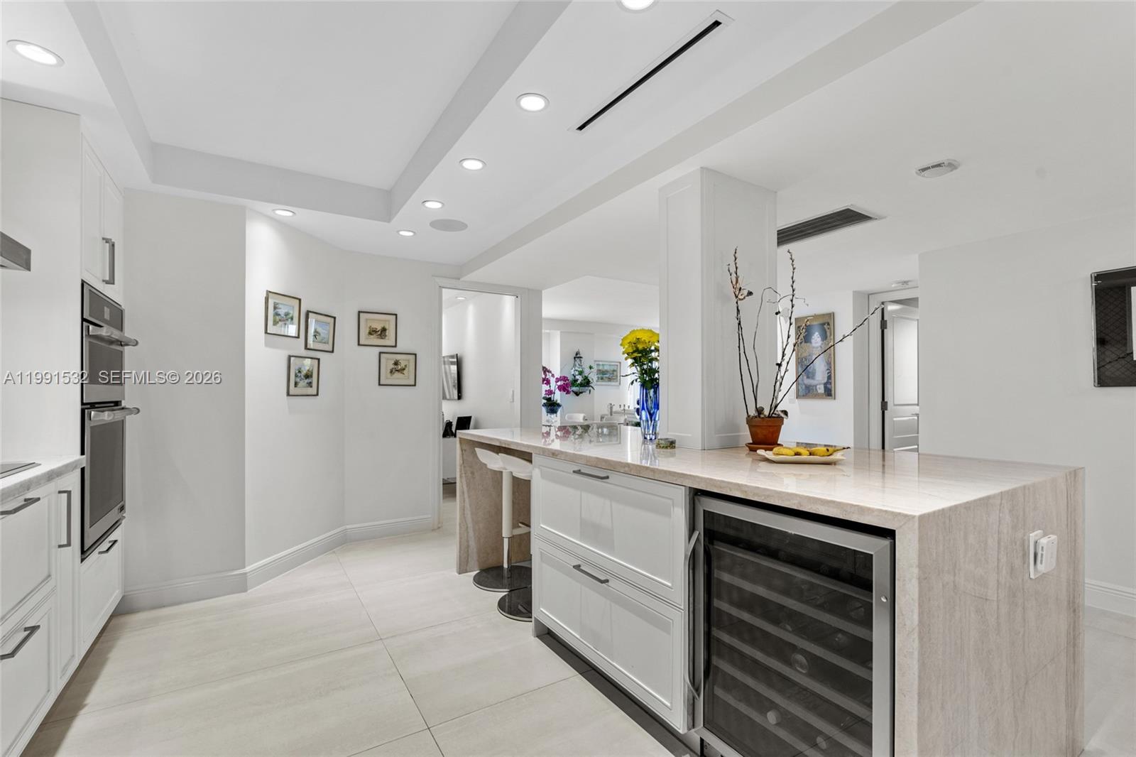 9801 Collins Ave # 5R