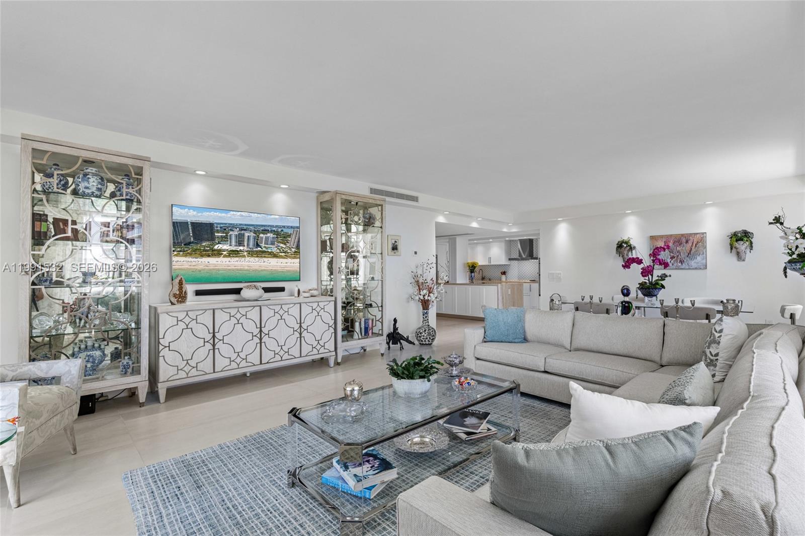 9801 Collins Ave # 5R