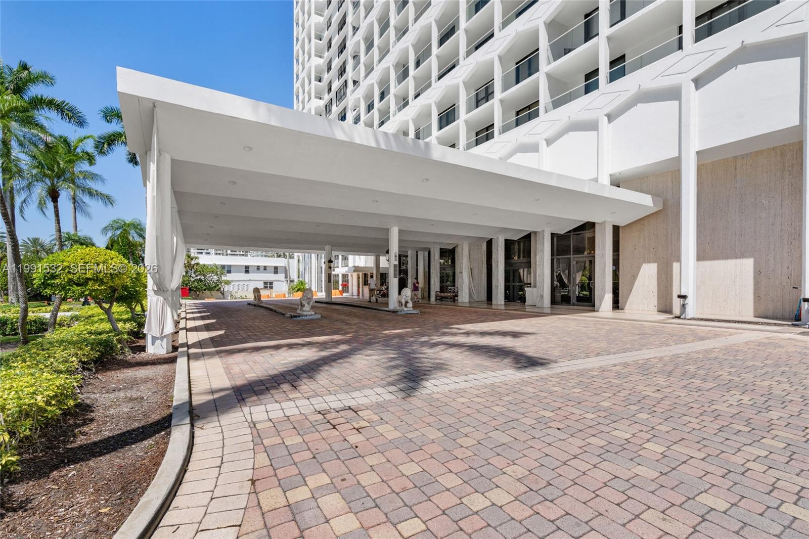 9801 Collins Ave # 5R