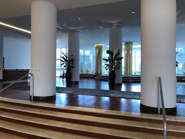 5151 Collins Ave # 1119