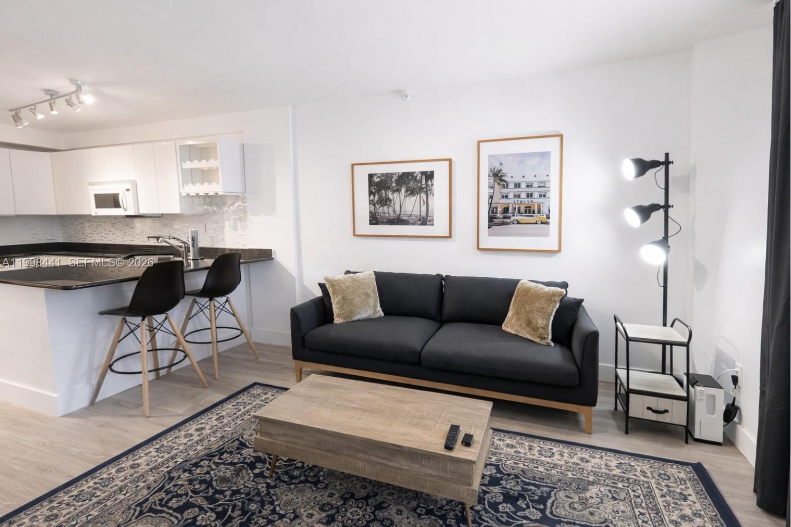 1035 West Ave # 707