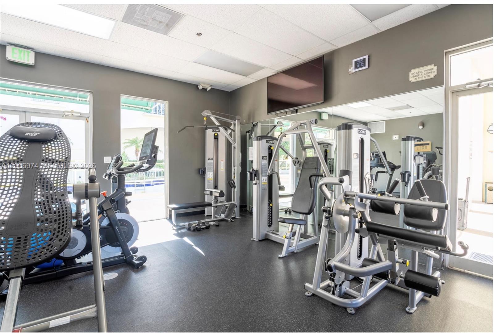 151 Michigan Ave # 533