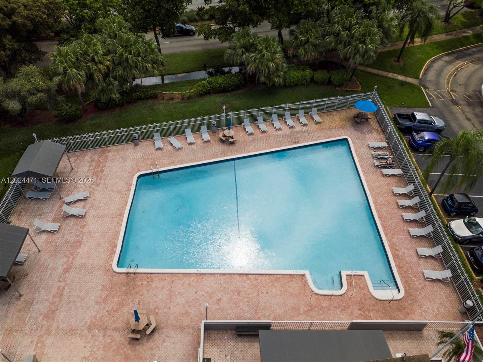 1461 NW 113th Ave