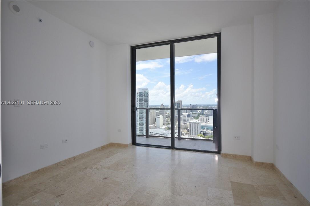 68 SE 6th St # 2812