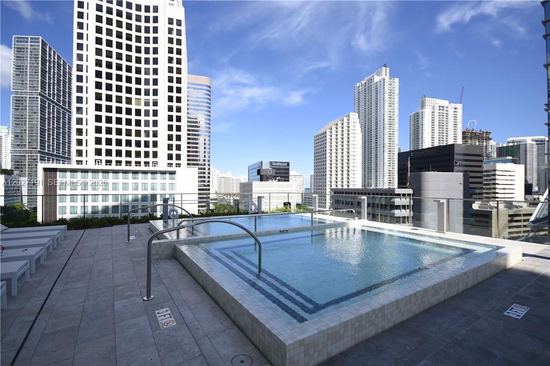 68 SE 6th St # 2812