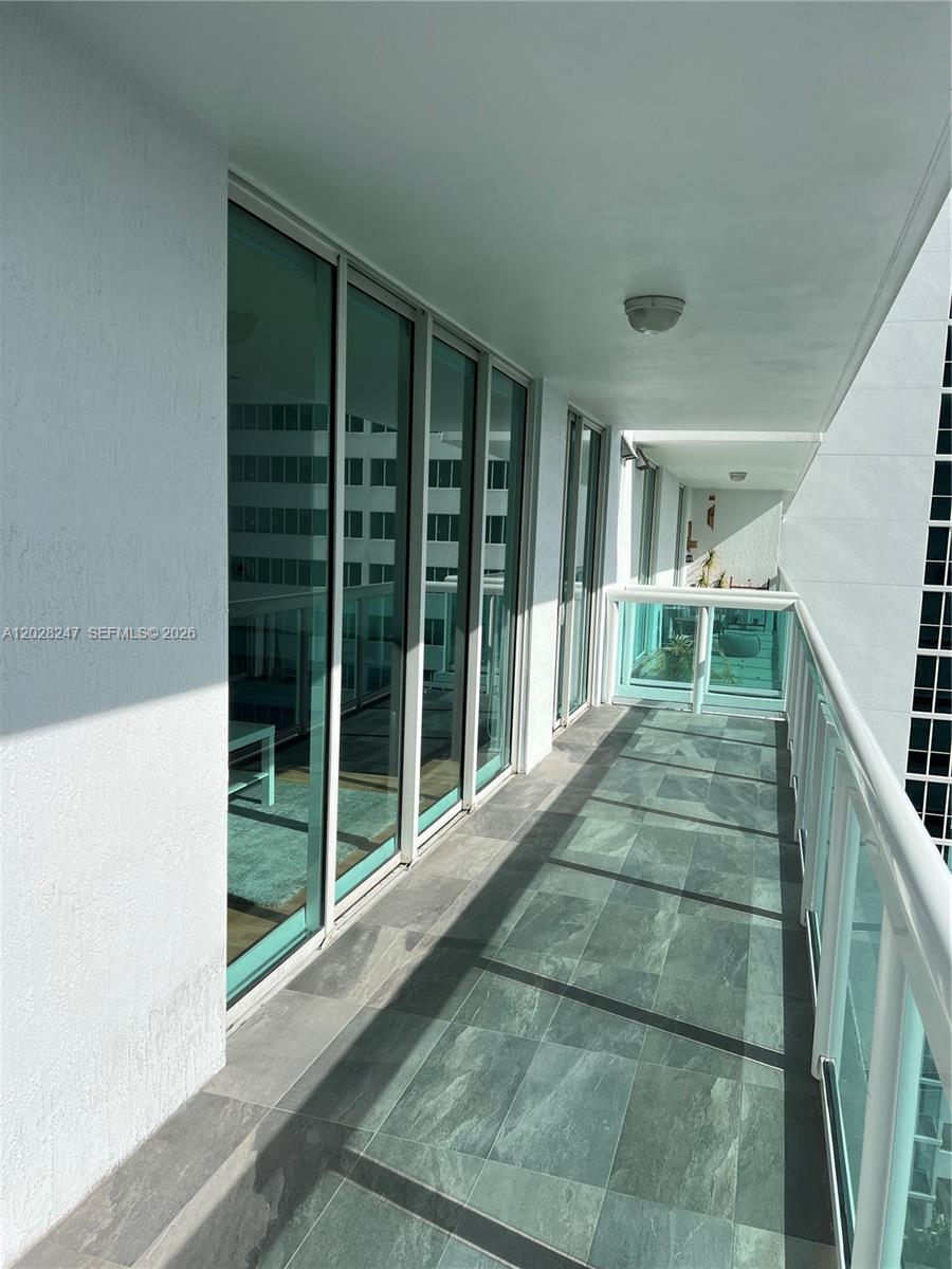 1800 N Bayshore Dr # 2310