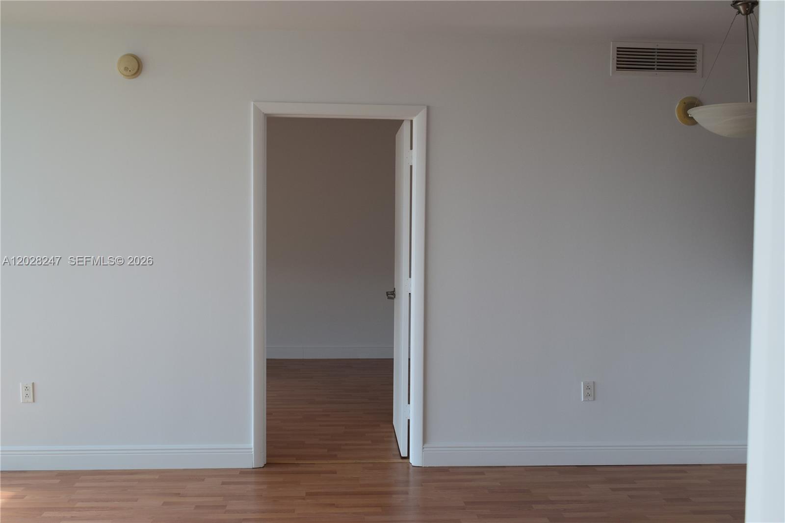 1800 N Bayshore Dr # 2310