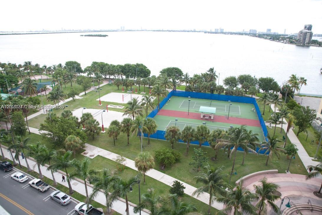 1800 N Bayshore Dr # 2310