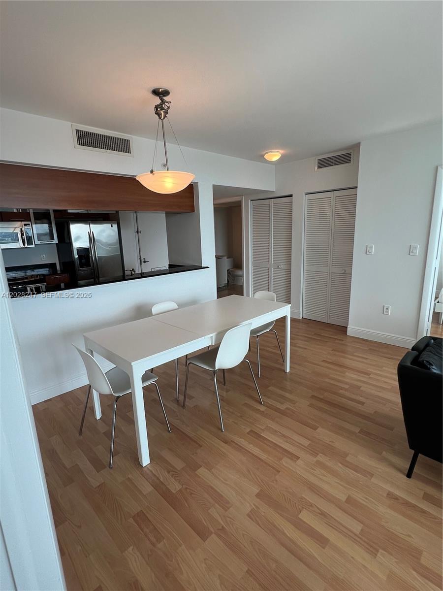 1800 N Bayshore Dr # 2310