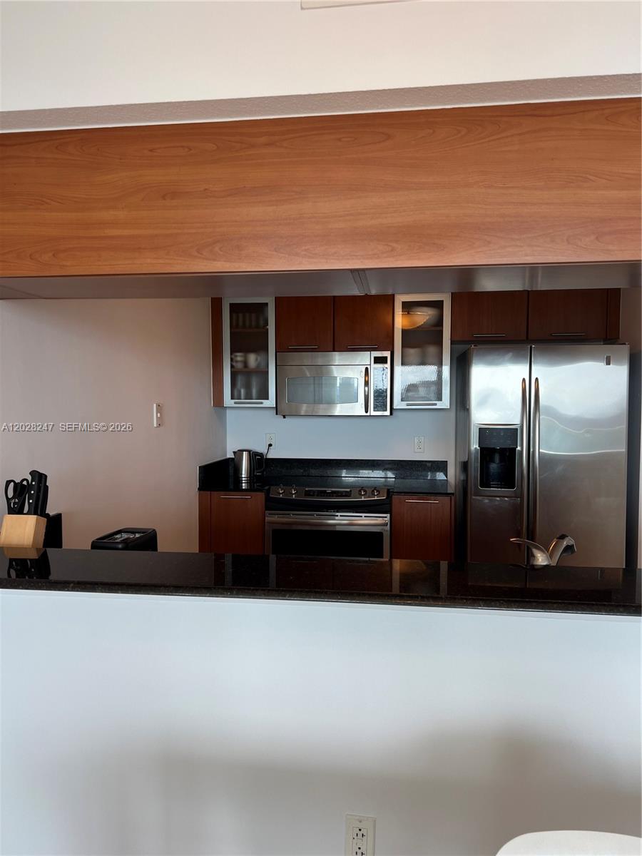 1800 N Bayshore Dr # 2310