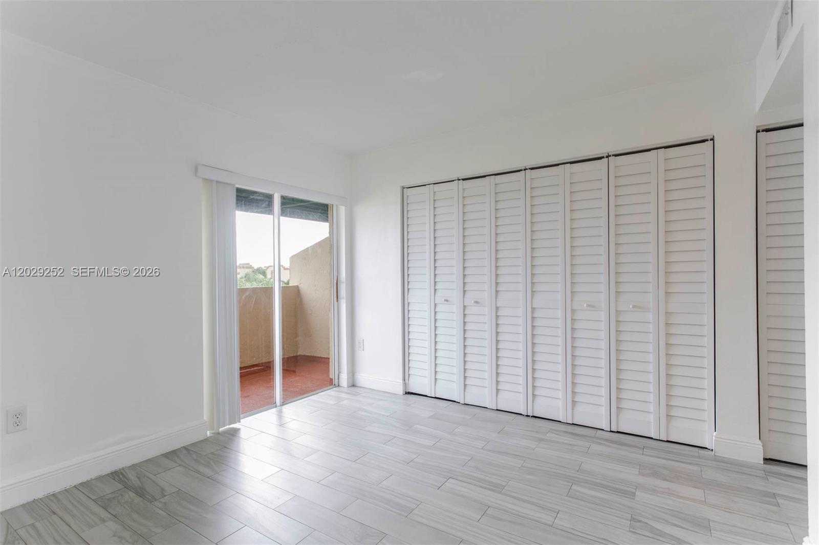 8580 NW 6th Ln # 205 Unit: 6-205