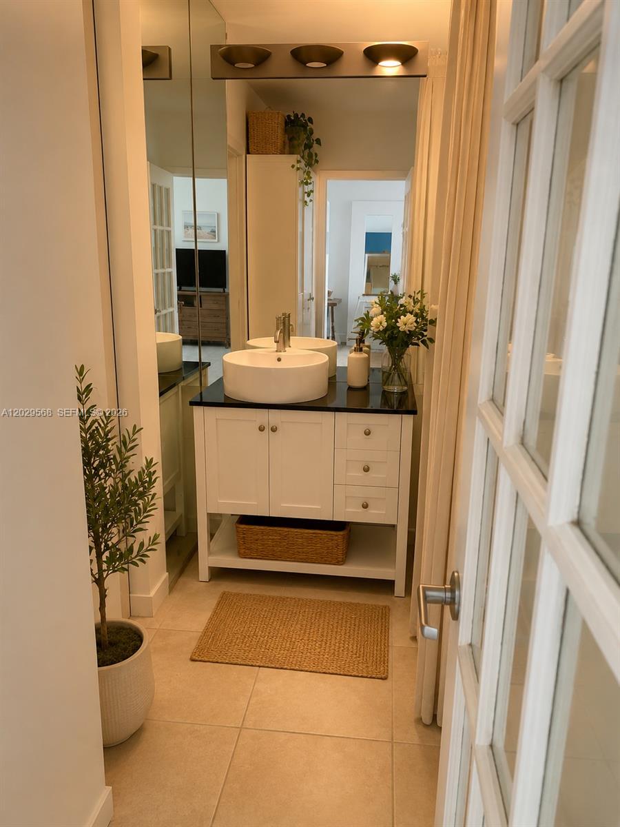 800 West Ave # 715