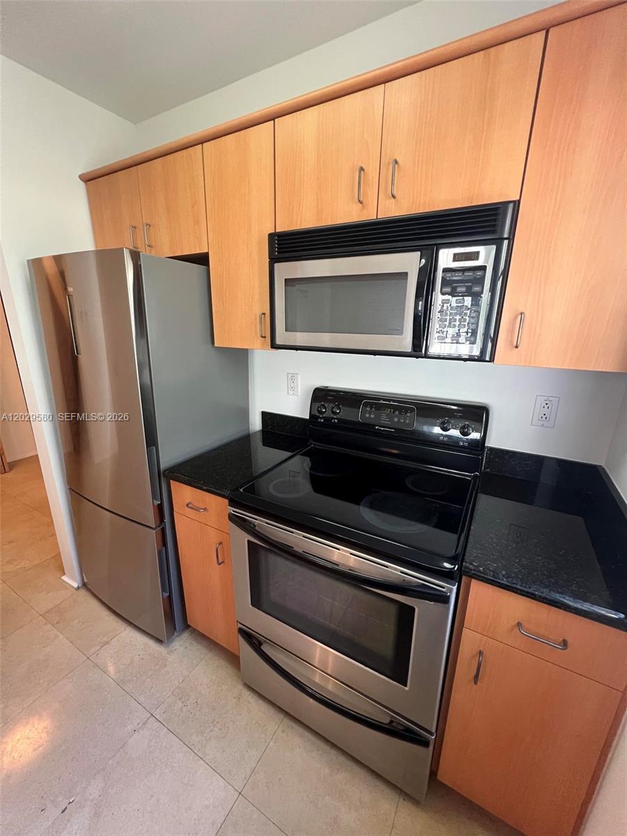600 Euclid Ave # 5A