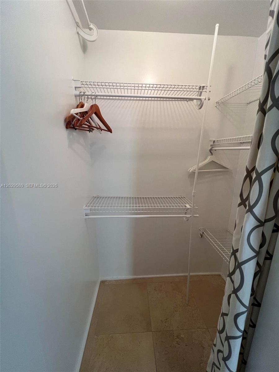 600 Euclid Ave # 5A