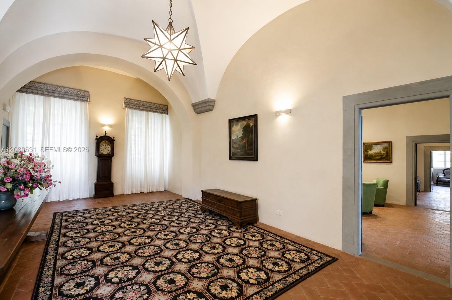Tuscany Luxury Estate Max Mlekus