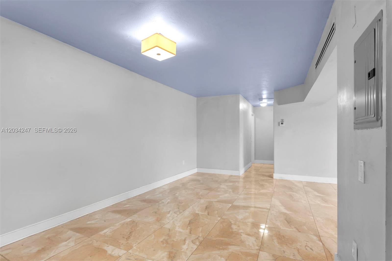 1820 James Ave # 2F