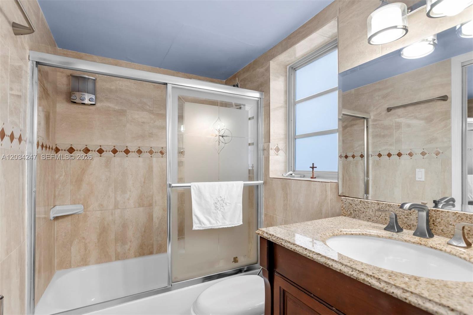 1820 James Ave # 2F