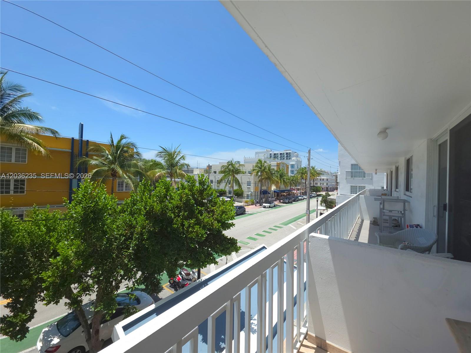 401 Ocean Dr # 304