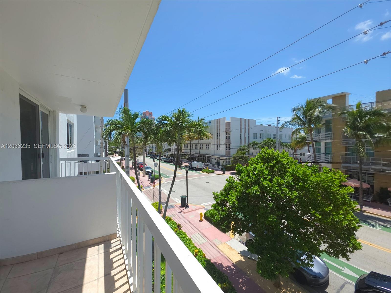 401 Ocean Dr # 304