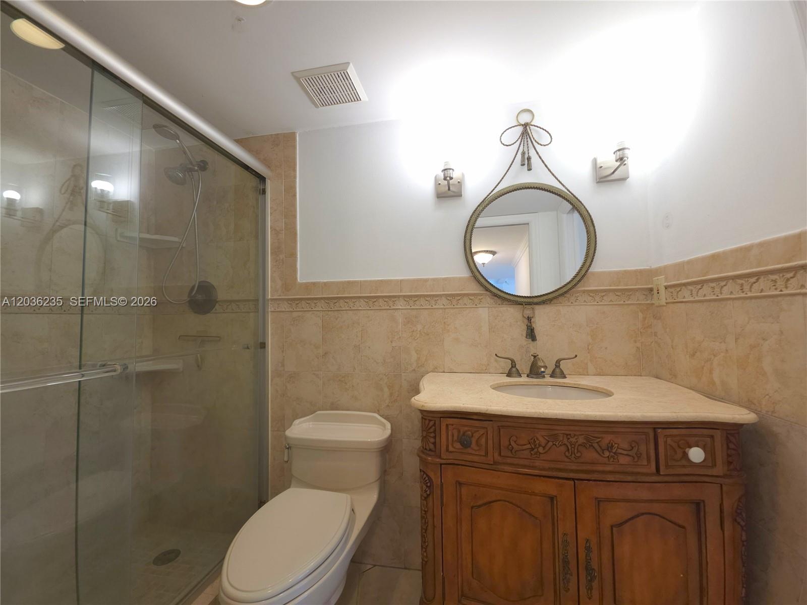 401 Ocean Dr # 304