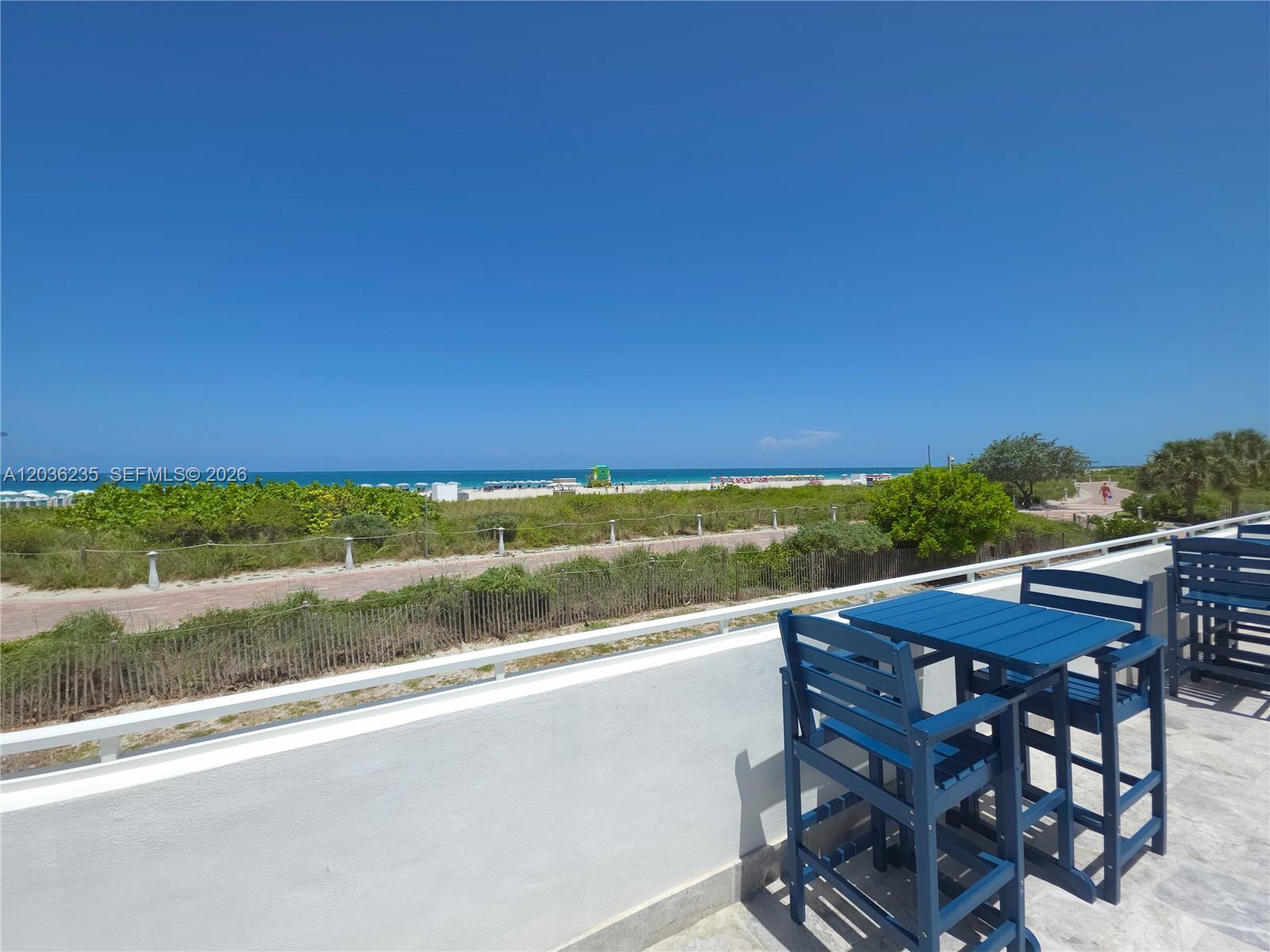 401 Ocean Dr # 304