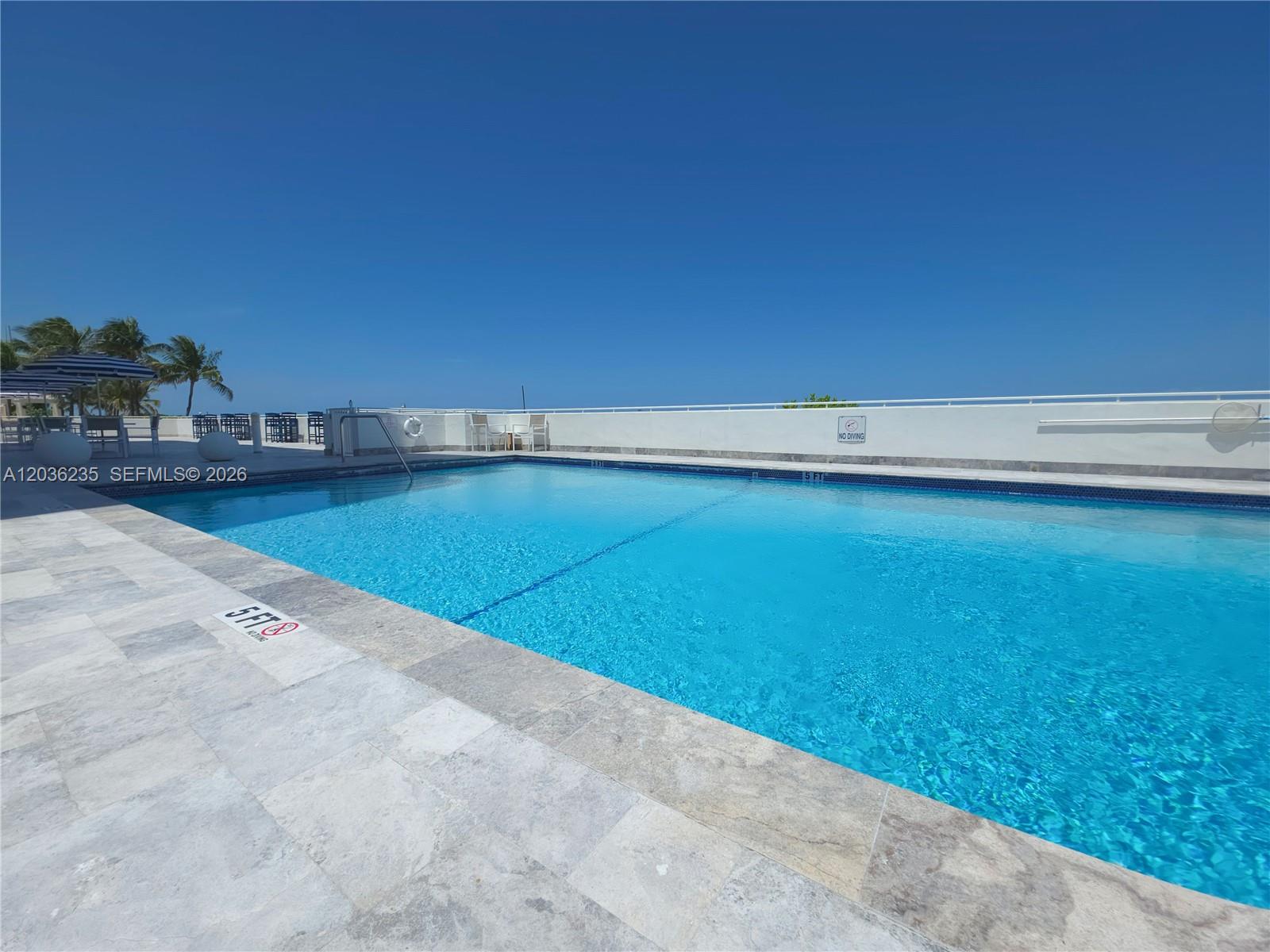 401 Ocean Dr # 304