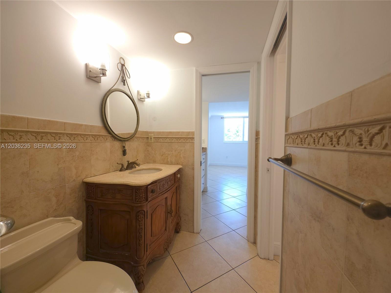 401 Ocean Dr # 304
