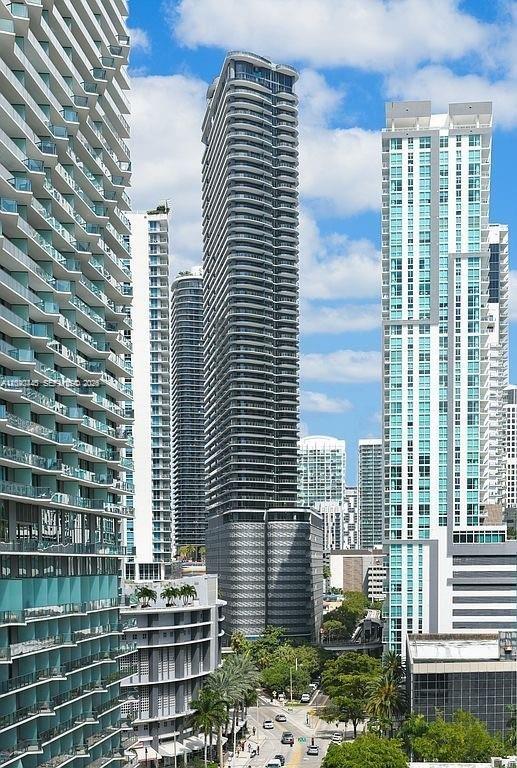 1000 Brickell Plz # 4906