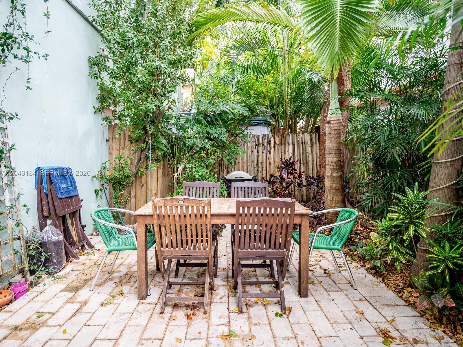 1127 S Meridian Ave # 1127 Unit: 7-1127