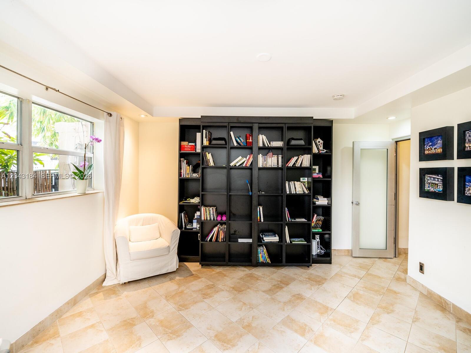 1127 S Meridian Ave # 1127 Unit: 7-1127