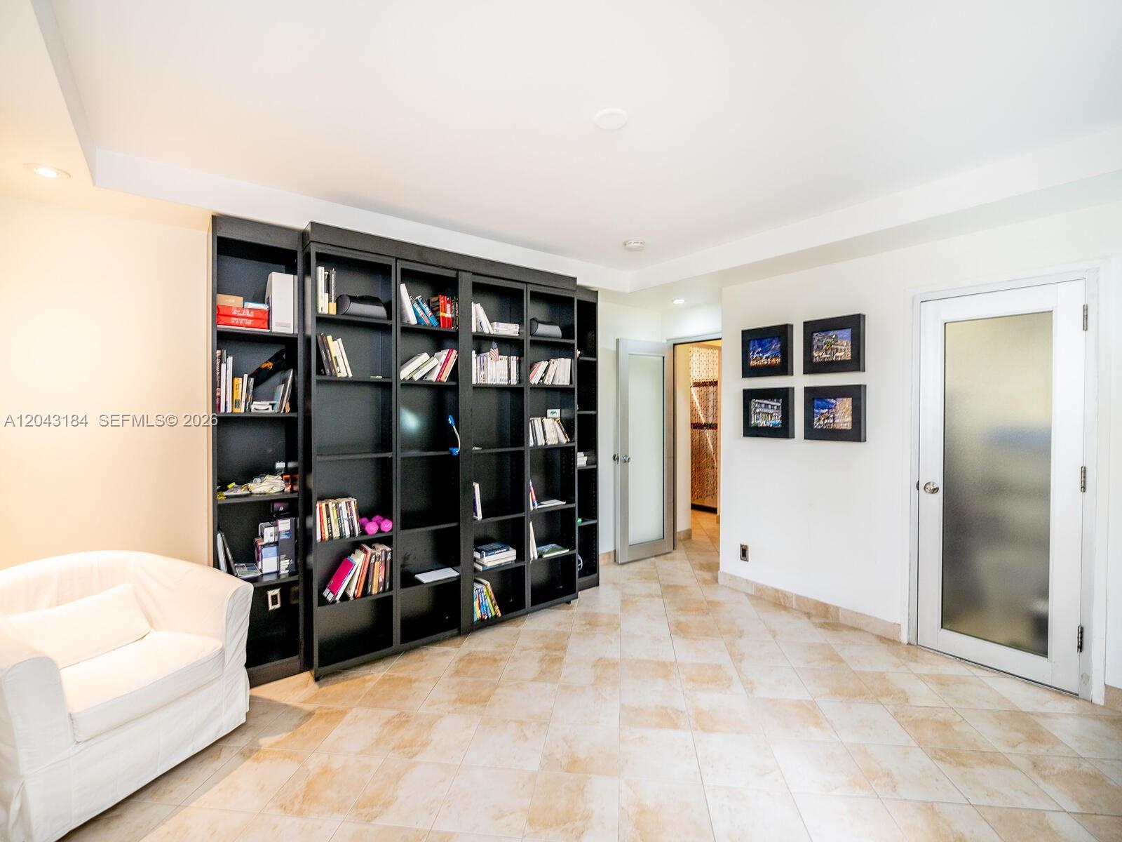 1127 S Meridian Ave # 1127 Unit: 7-1127