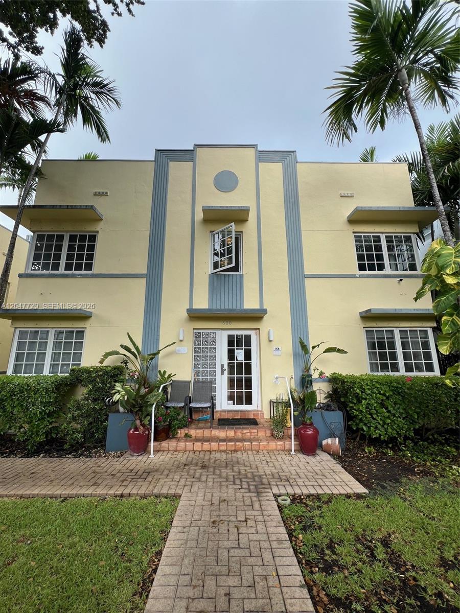 600 Euclid Ave # 5B