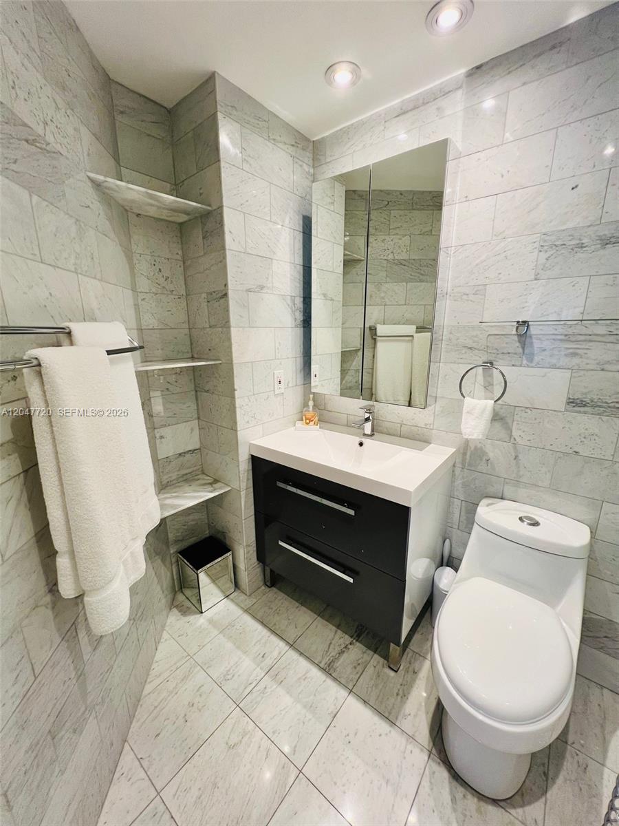 600 Euclid Ave # 5B